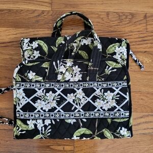 Vera Bradley Jasmine Toiletry Bag Travel Hanging Zip Pouches‎ Folding Floral